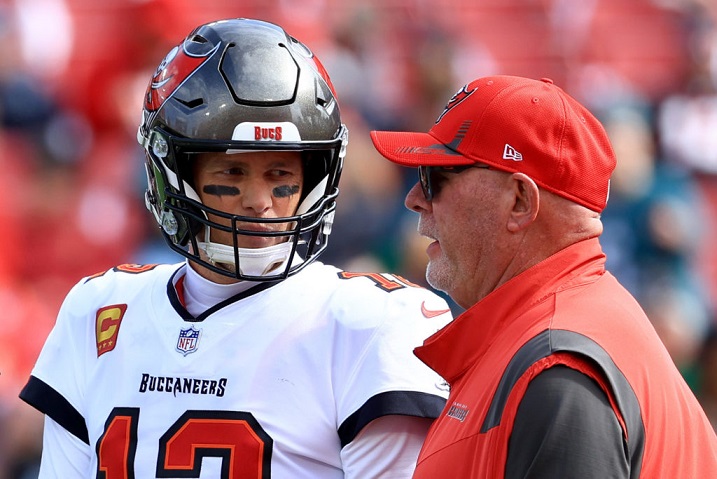 Bruce Arians, de 69 años, anuncia su segundo retiro